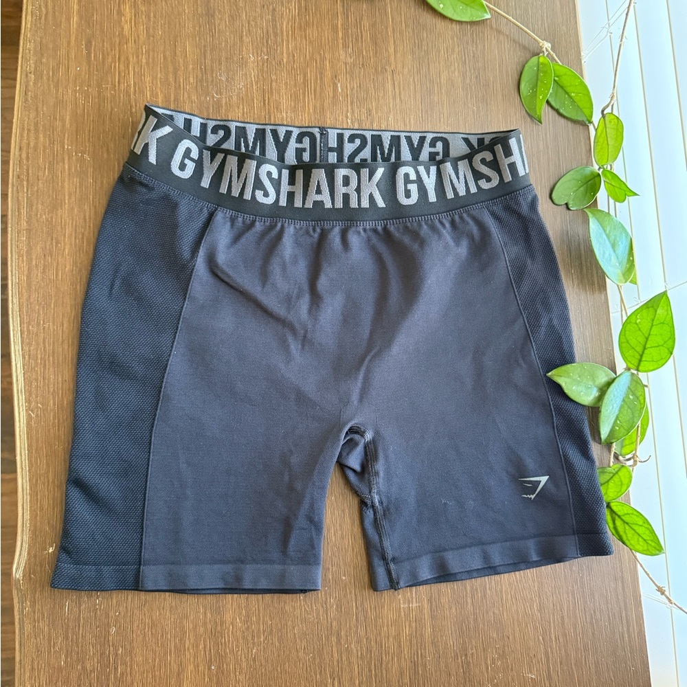 Gymshark Black Seamless Athletic Shorts M/L LIKE NEW